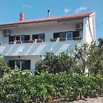 Anea Apartament Vinišće